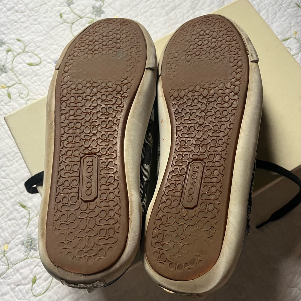 COACH~ “Barrett” Sneakers Women’s 9 - Picture 6 of 6